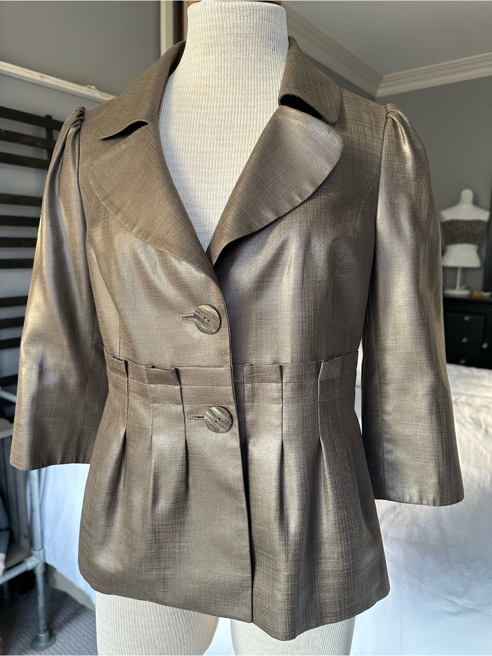 Classiques Entier (mNordstrom Bronze Metallic Short Blazer size small